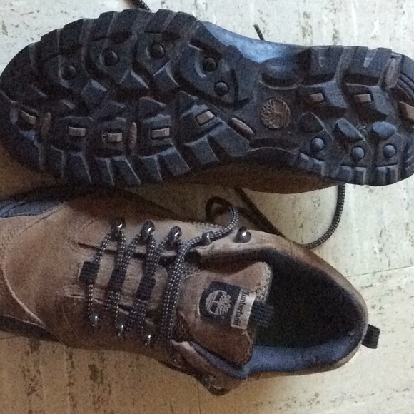timberland shoes, size 9M, never worn. - Picture 2 of 3